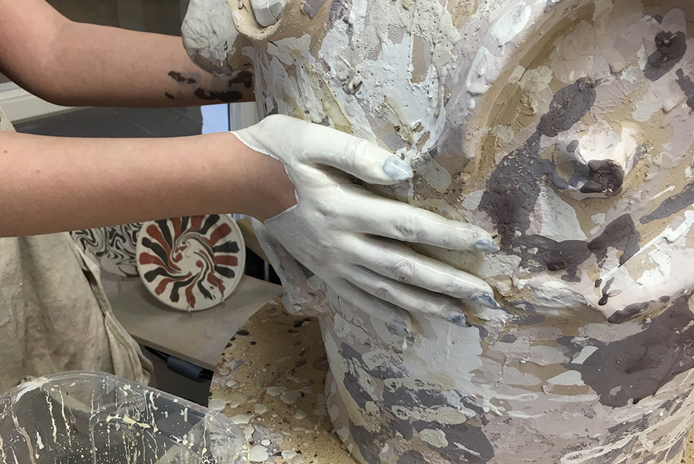 Hands On: A Ceramics Experience with Michelle Erickson ’82