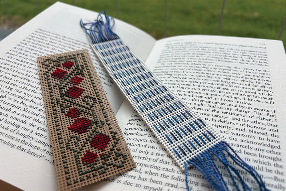 Counted Thread Bookmarks with Catherine Theron